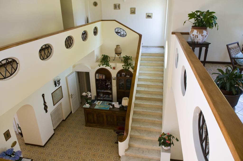 Hotel Villa Sarah Capri Esterno foto