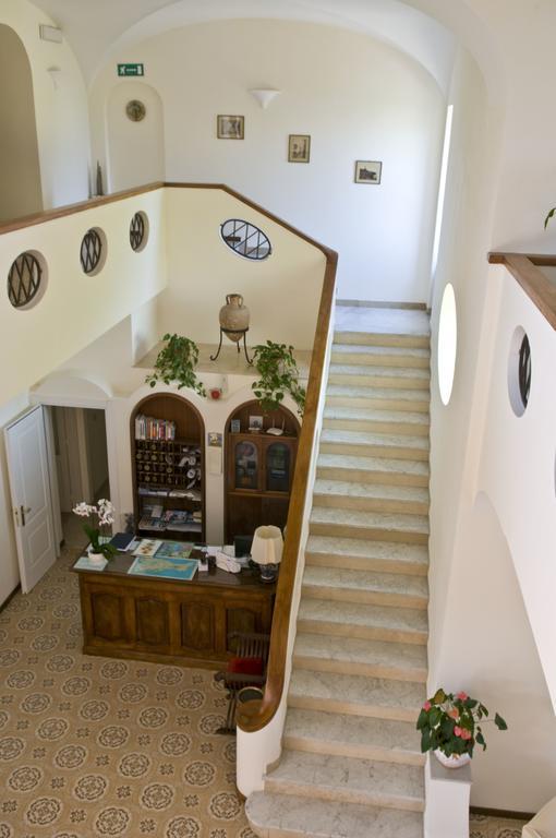 Hotel Villa Sarah Capri Esterno foto