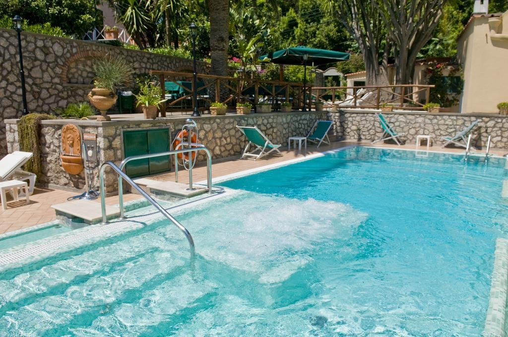 Hotel Villa Sarah Capri Esterno foto