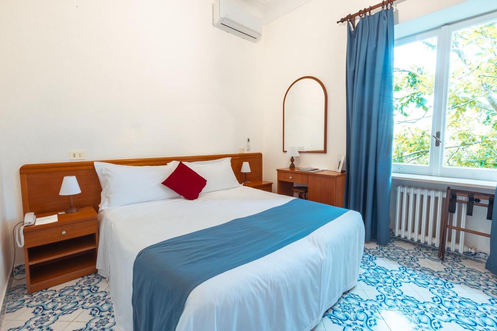 Hotel Villa Sarah Capri Esterno foto