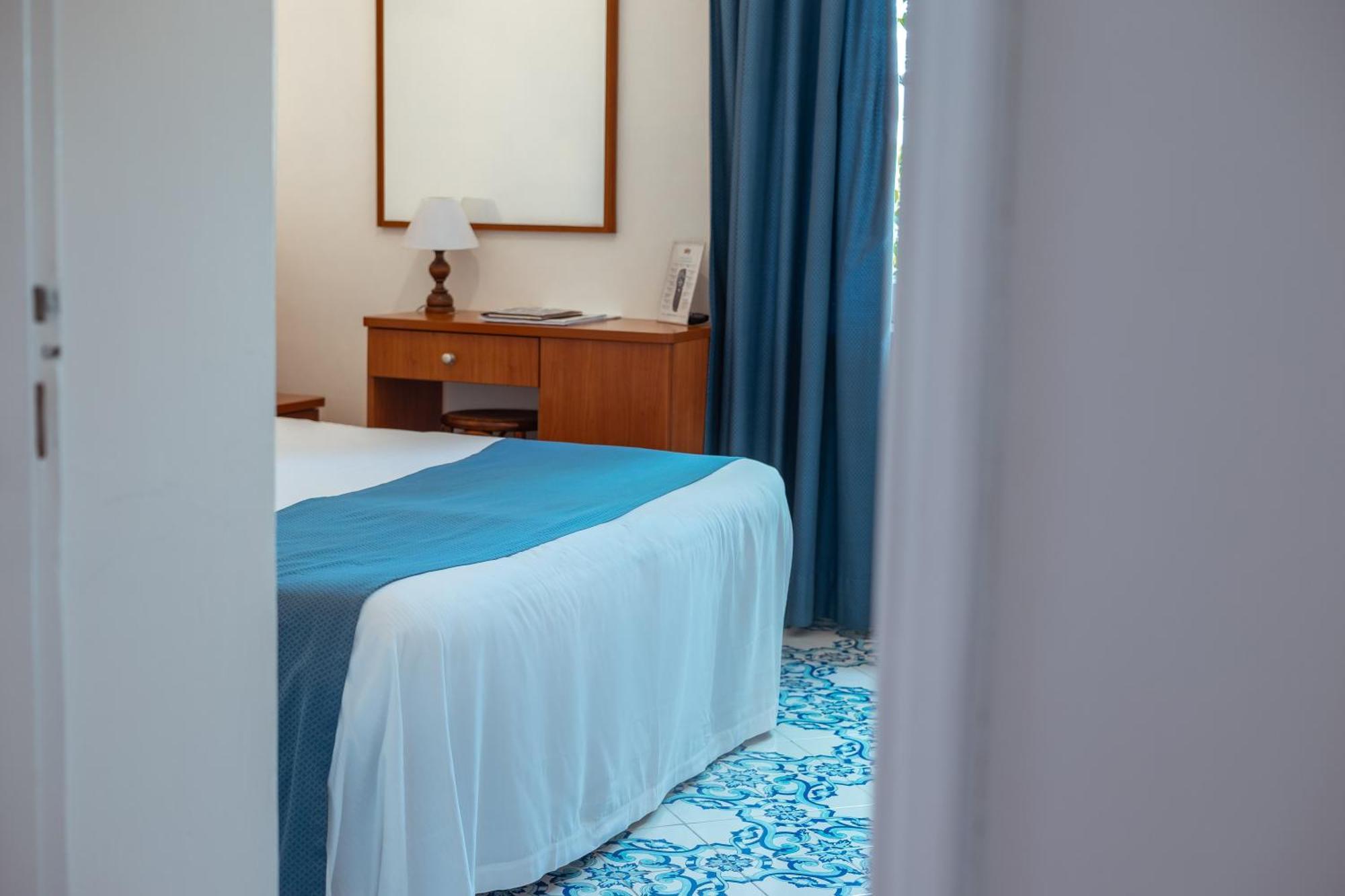 Hotel Villa Sarah Capri Esterno foto