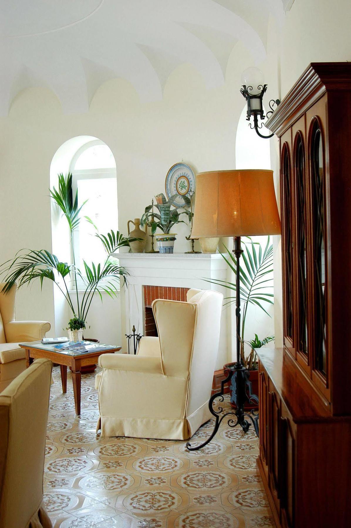 Hotel Villa Sarah Capri Esterno foto